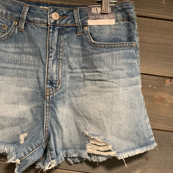 Rewash Vintage Shorts - Picture 3 of 6